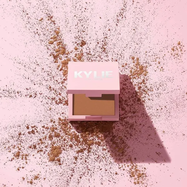 Bronzer KYLIE COSMETICS 300 Toasty