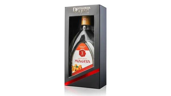 Rakija MAGIJA ZARIĆ kajsijevača 0.7l