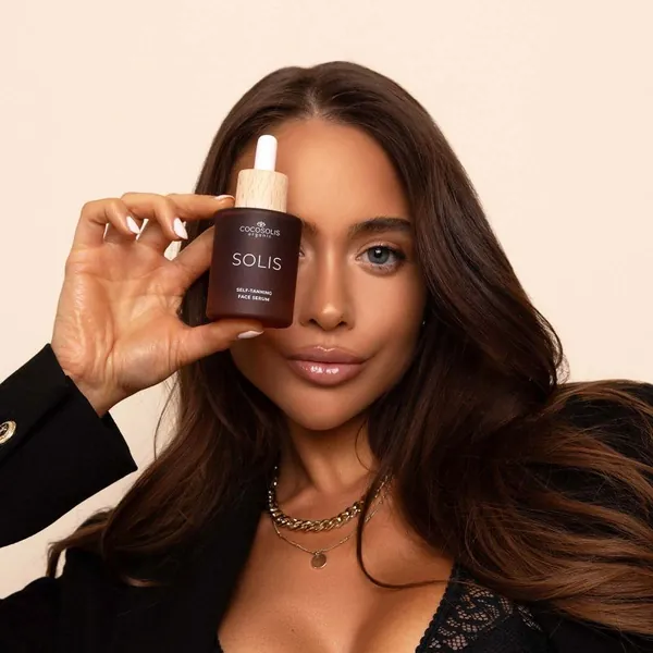 Serum za lice COCOSOLIS za samopotamnjivanje 50ml